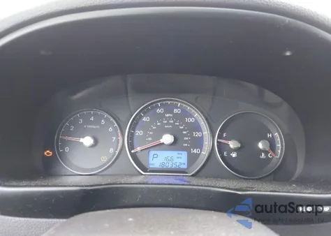 2010 Hyundai Santa Fe Gls z USA, uszkodzony, nr VIN 5NMSG3AB9AH380320